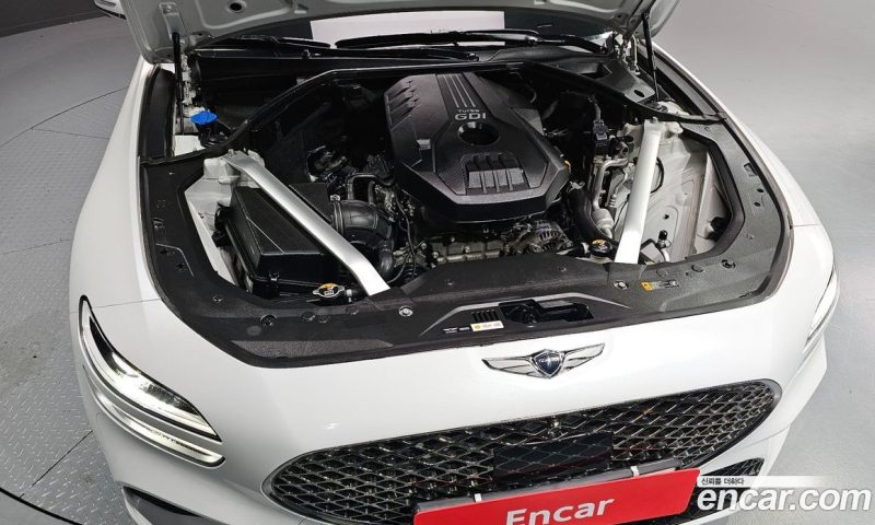 Genesis G70 Gasoline 2.0T 4WD