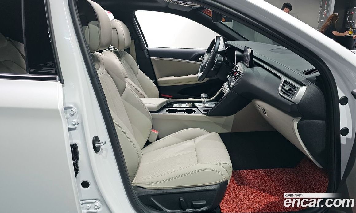 Genesis G70 Gasoline 2.0T 4WD