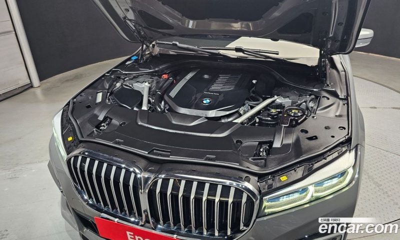 BMW 7-Series 740Li xDrive M Sport Package