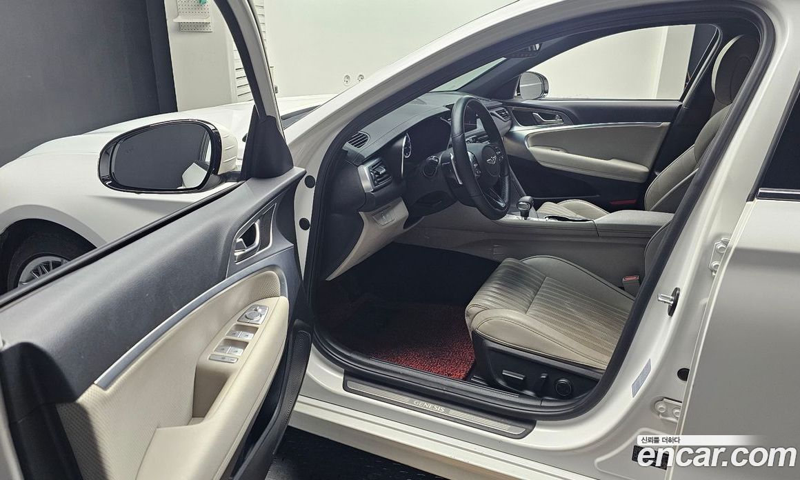 Genesis G70 Gasoline 2.0T 2WD