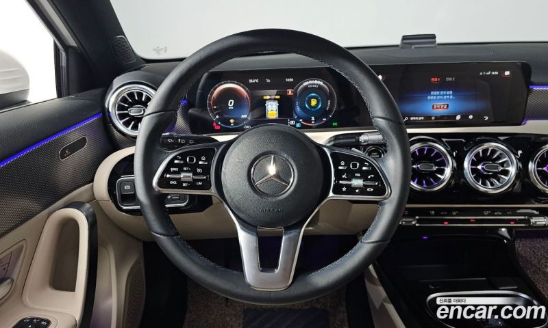 Mercedes Benz A-Class A220 Hatchback
