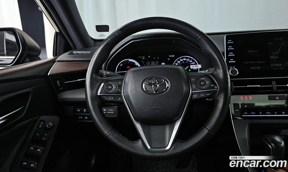 Toyota Avalon 2.5 Hybrid