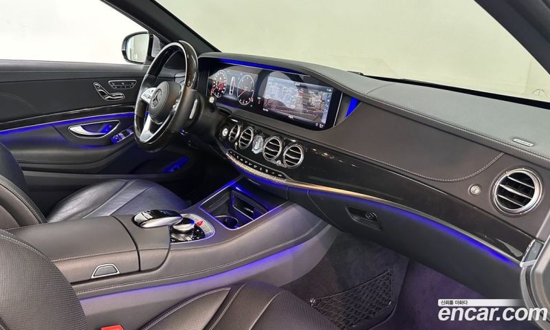 Mercedes Benz S-Class S350 D 4MATIC AMG Line