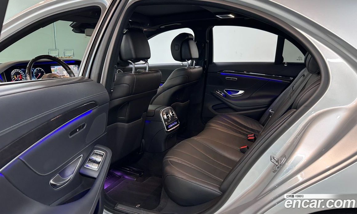 Mercedes Benz S-Class S350 D 4MATIC AMG Line