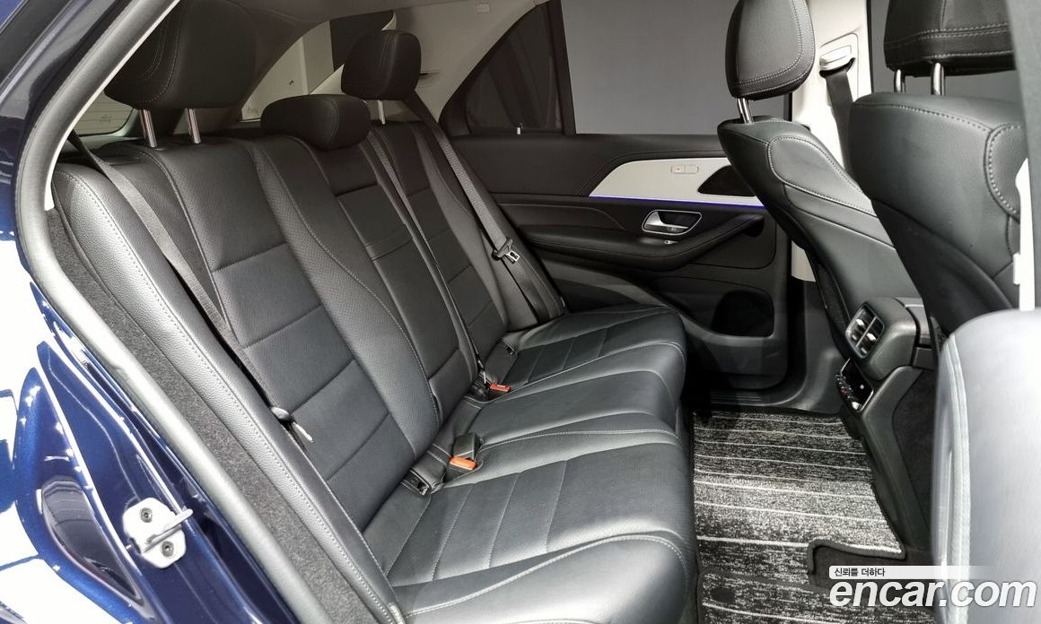 Mercedes Benz GLE-Class GLE300d 4MATIC