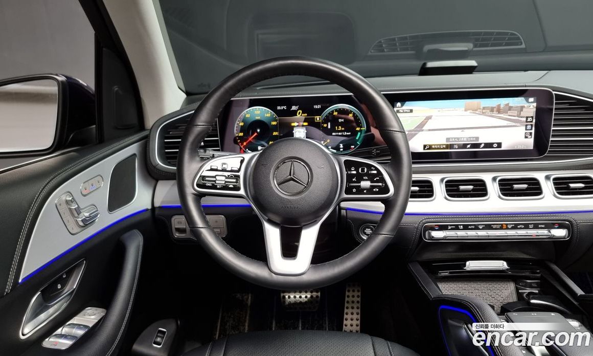 Mercedes Benz GLE-Class GLE300d 4MATIC