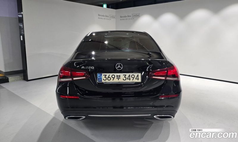 Mercedes Benz A-Class A220 Sedan