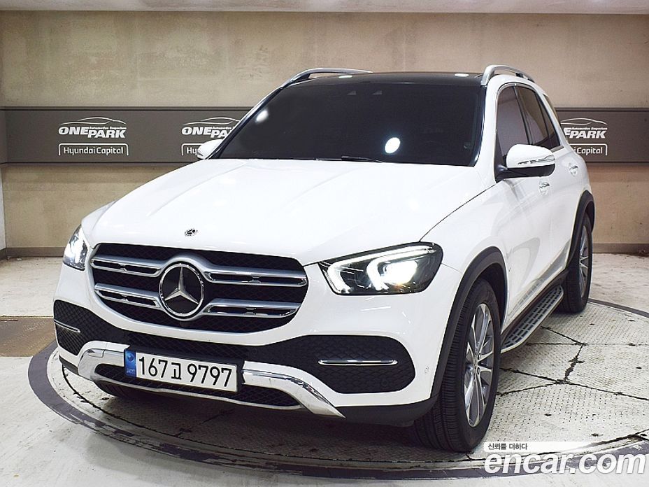 Mercedes Benz GLE-Class GLE300d 4MATIC