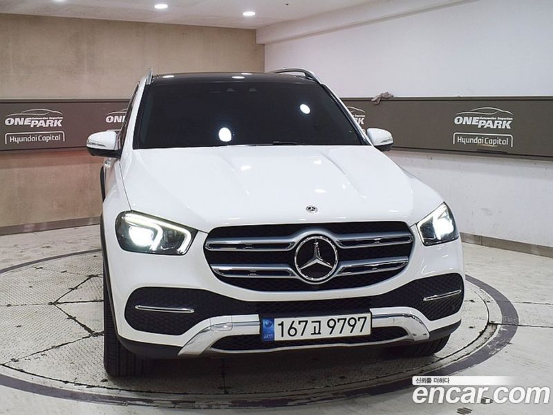 Mercedes Benz GLE-Class GLE300d 4MATIC
