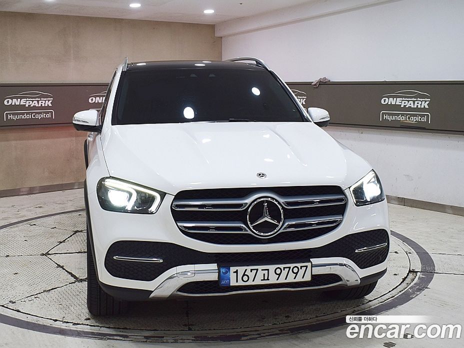 Mercedes Benz GLE-Class GLE300d 4MATIC