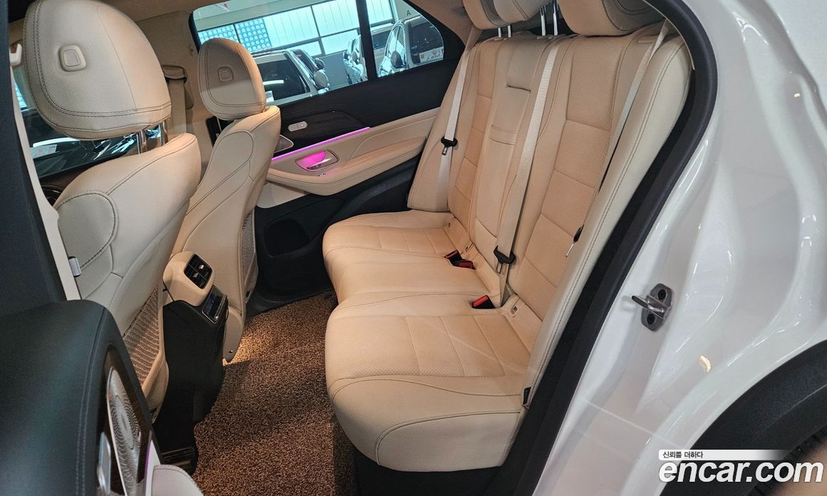 Mercedes Benz GLE-Class GLE300d 4MATIC