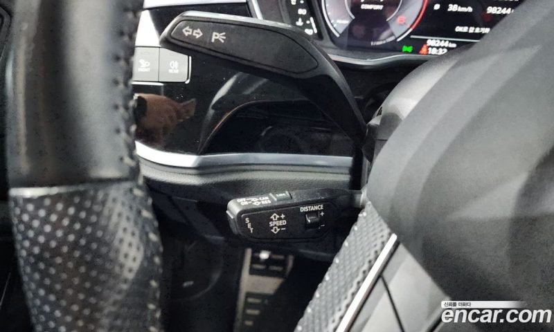 Audi Q3 35 TDI Premium Sportback