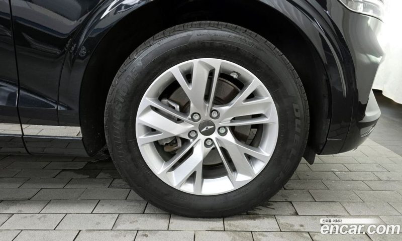 Genesis GV70 2.5T Gasoline AWD