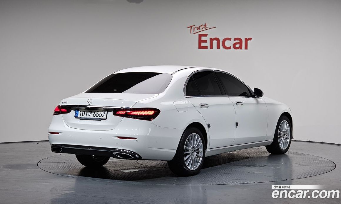Mercedes Benz E-Class E250 Exclusive