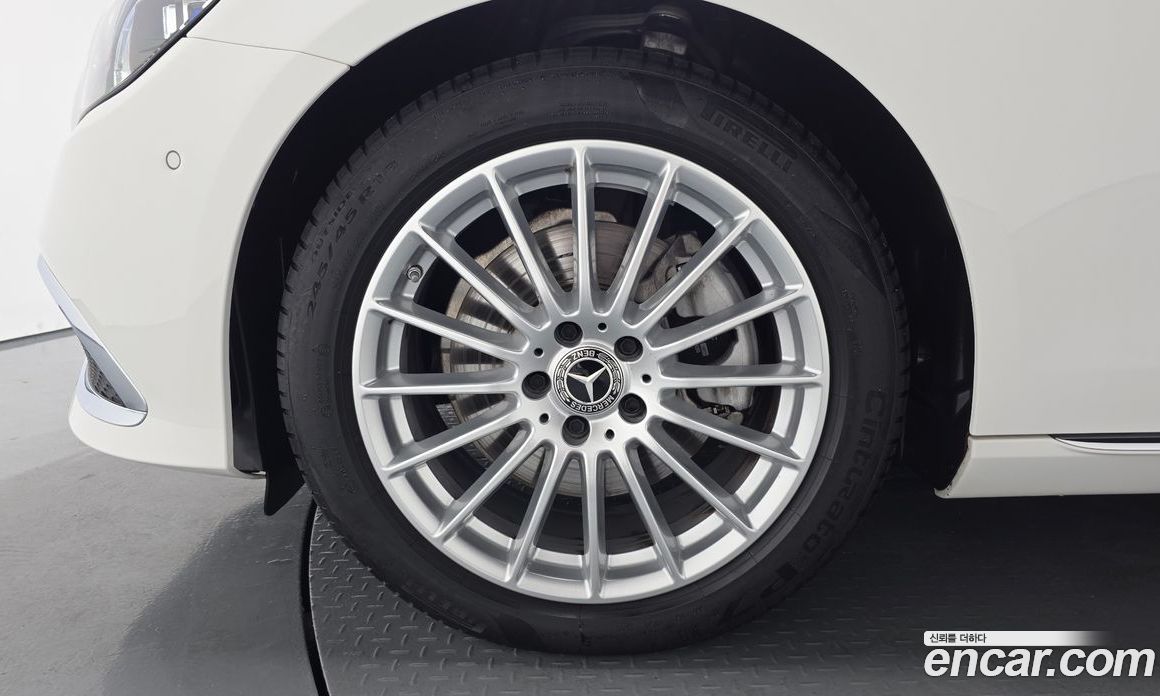 Mercedes Benz E-Class E250 Exclusive