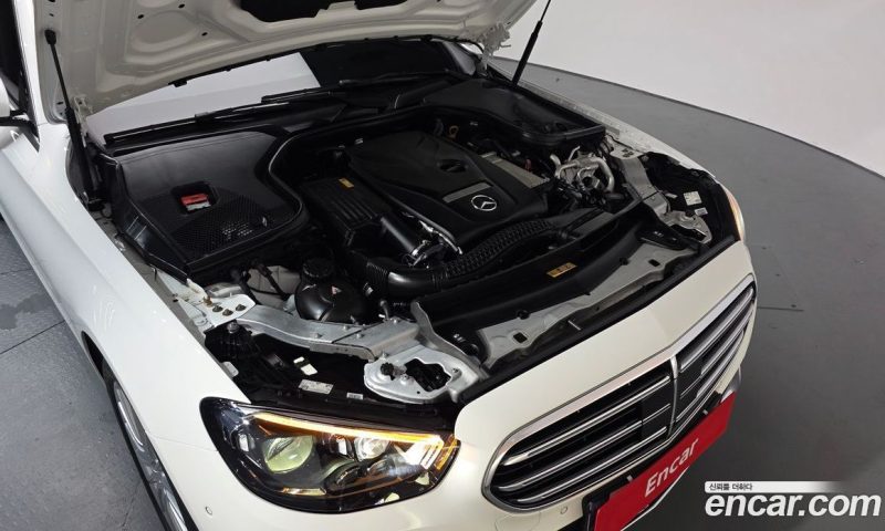 Mercedes Benz E-Class E250 Exclusive