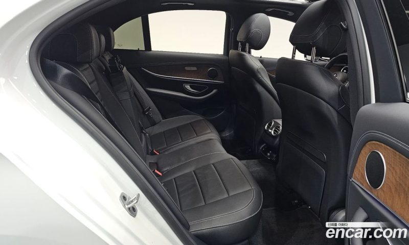 Mercedes Benz E-Class E250 Exclusive