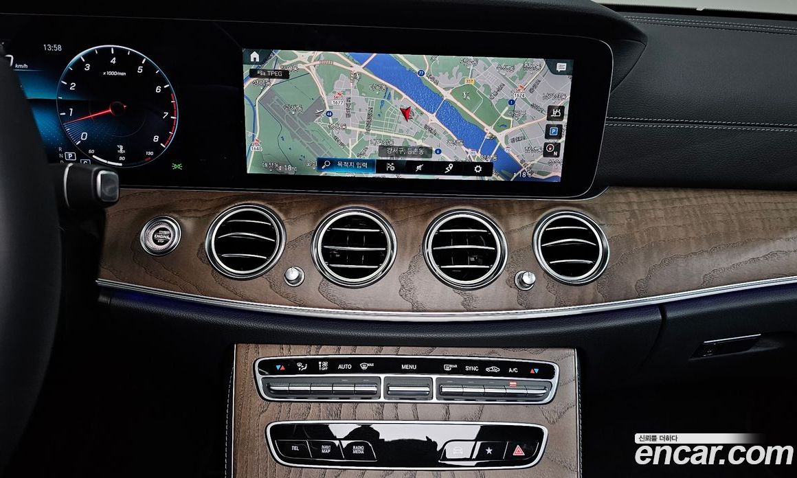 Mercedes Benz E-Class E250 Exclusive