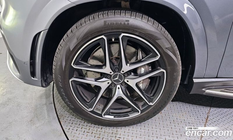 Mercedes Benz GLE-Class AMG GLE53 4MATIC+ Coupe