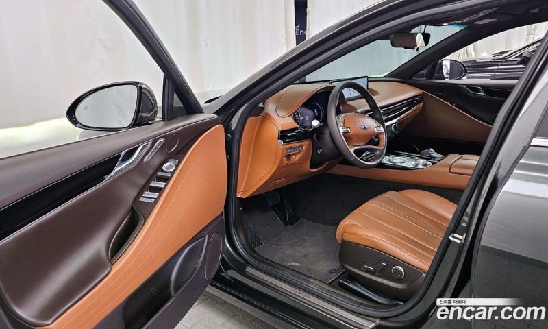 Genesis G80 Gasoline 2.5 Turbo 2WD
