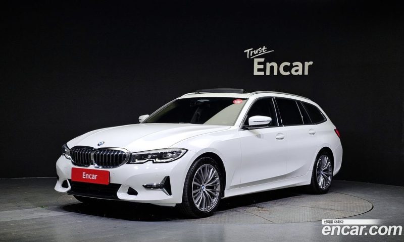 BMW 3-Series i320 Touring Luxury