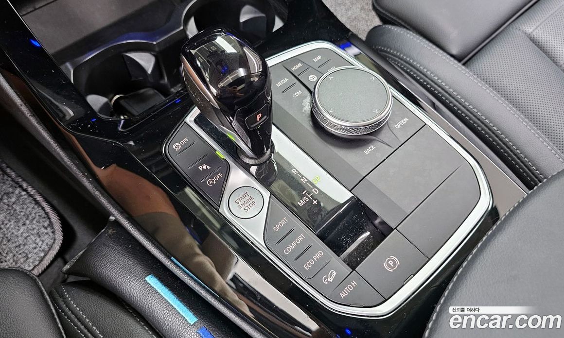 BMW X3 xDrive i20