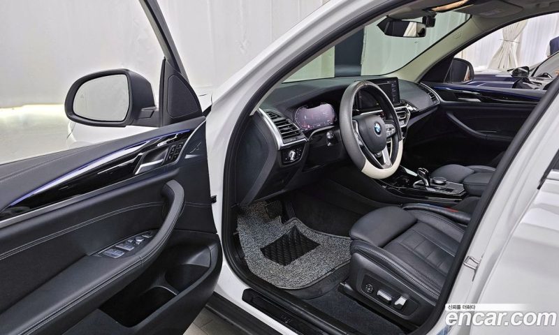 BMW X3 xDrive i20