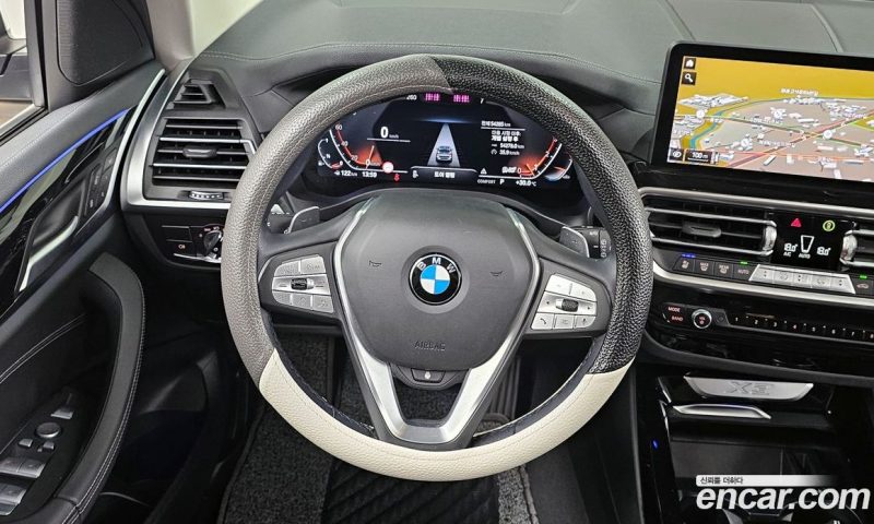 BMW X3 xDrive i20
