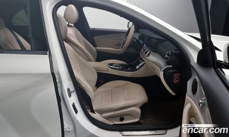 Mercedes Benz E-Class E250 Avantgarde