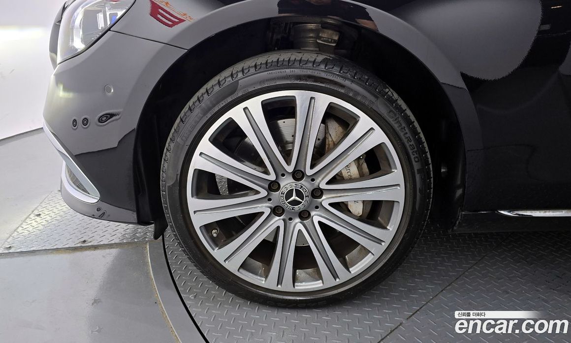 Mercedes Benz E-Class E450 4MATIC Exclusive