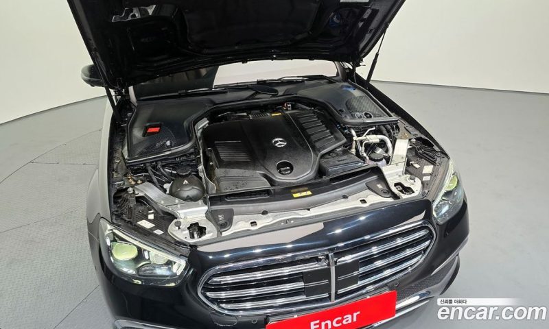 Mercedes Benz E-Class E450 4MATIC Exclusive