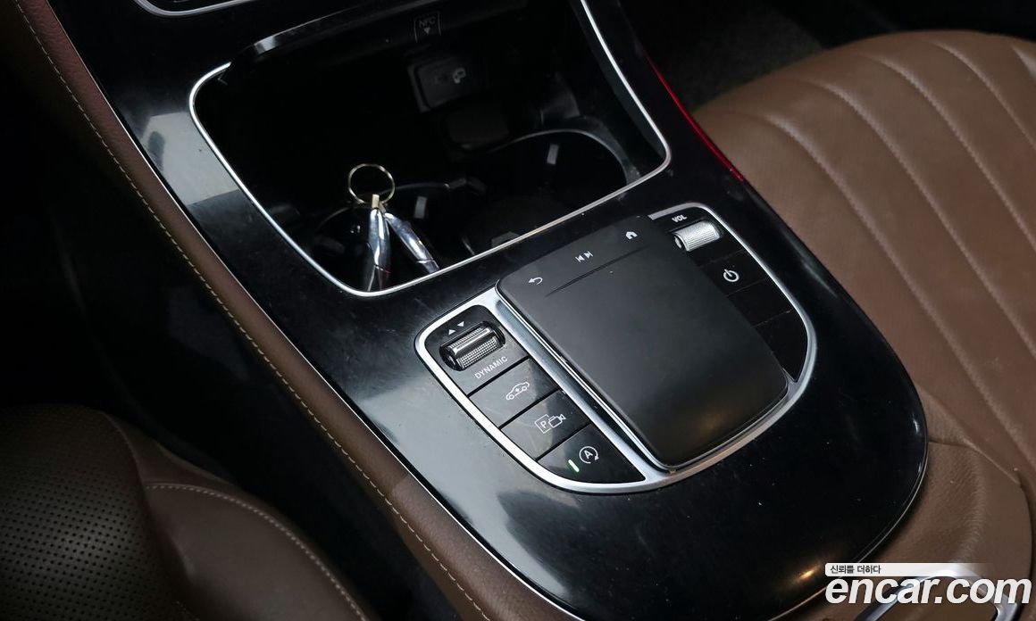 Mercedes Benz E-Class E450 4MATIC Exclusive