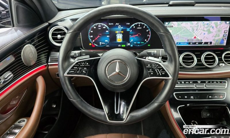 Mercedes Benz E-Class E450 4MATIC Exclusive