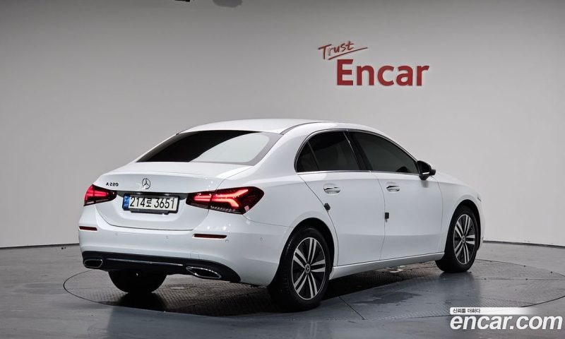 Mercedes Benz A-Class A220 Sedan