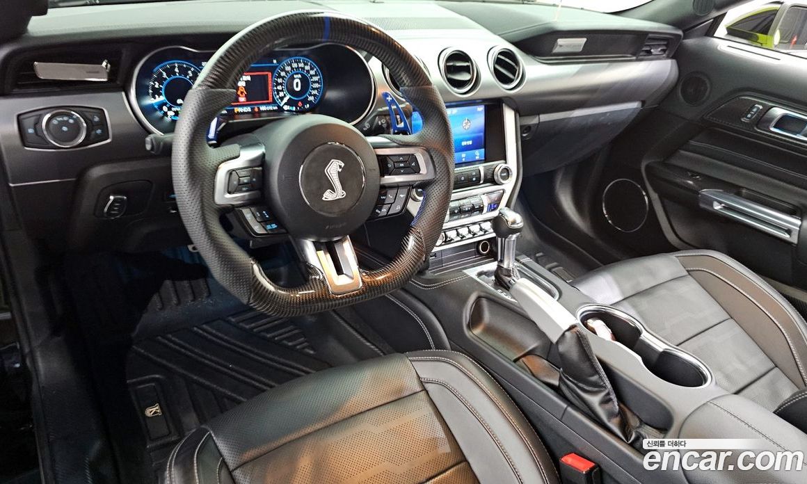 Ford Mustang Coupe