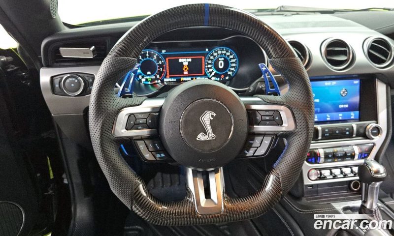 Ford Mustang Coupe