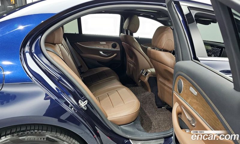 Mercedes Benz E-Class E250 Exclusive