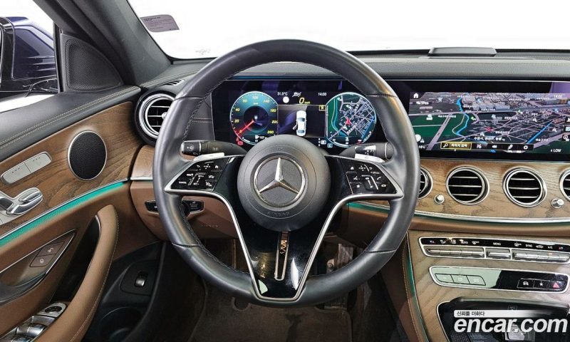 Mercedes Benz E-Class E250 Exclusive