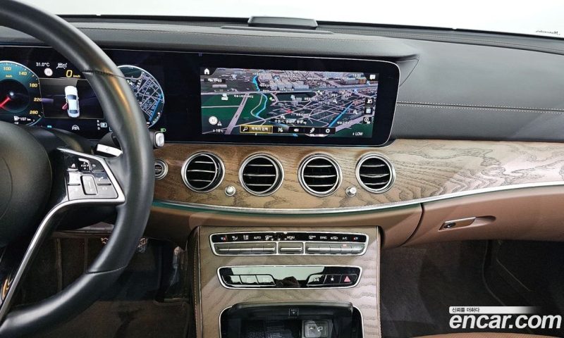 Mercedes Benz E-Class E250 Exclusive