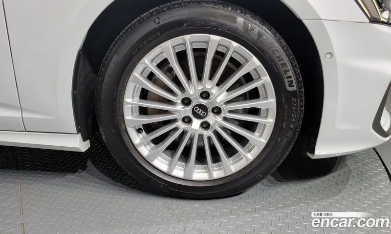 Audi A6 45 TFSI Quattro Premium