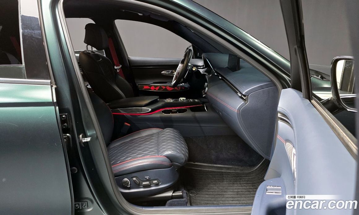 Genesis GV70 2.5T Gasoline AWD