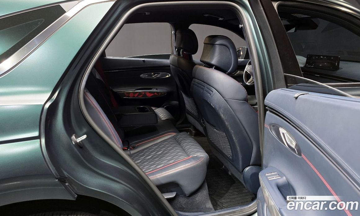 Genesis GV70 2.5T Gasoline AWD