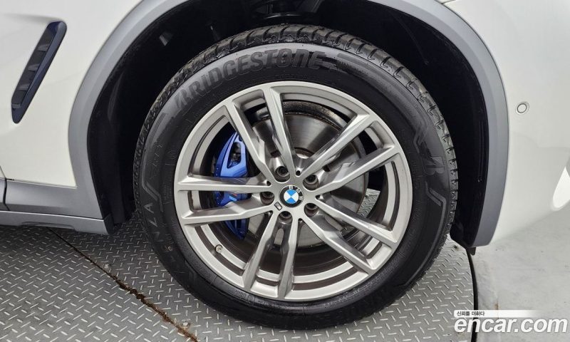 BMW X4 xDrive20i M Sports X Onlile Exclusive Edition