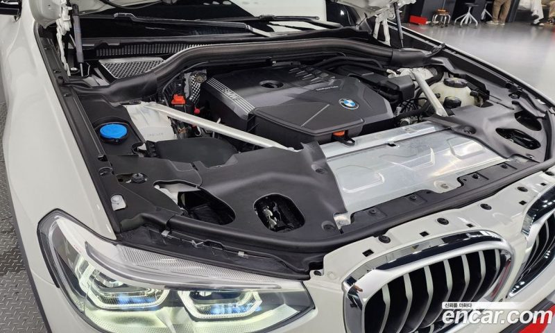 BMW X4 xDrive20i M Sports X Onlile Exclusive Edition