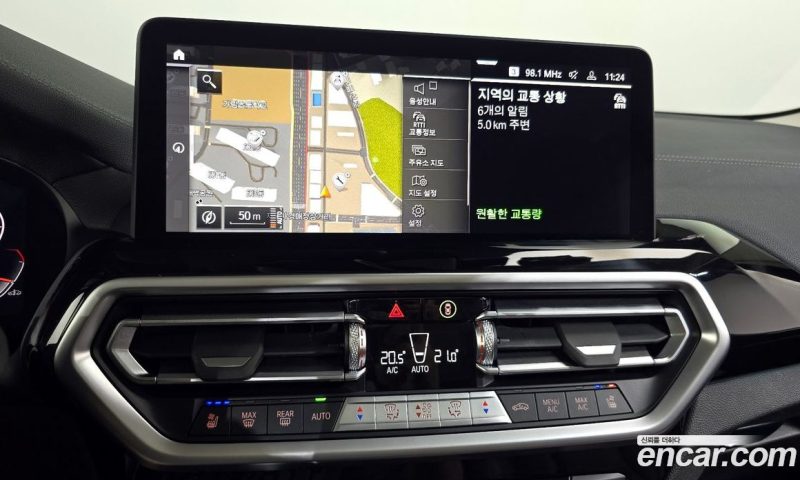 BMW X3 xDrive i20