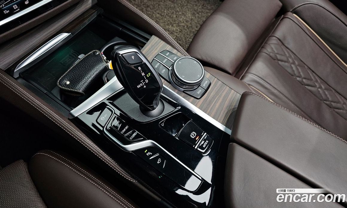 BMW 5-Series i530 M Sport Package