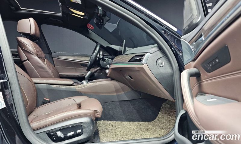BMW 5-Series i530 M Sport Package