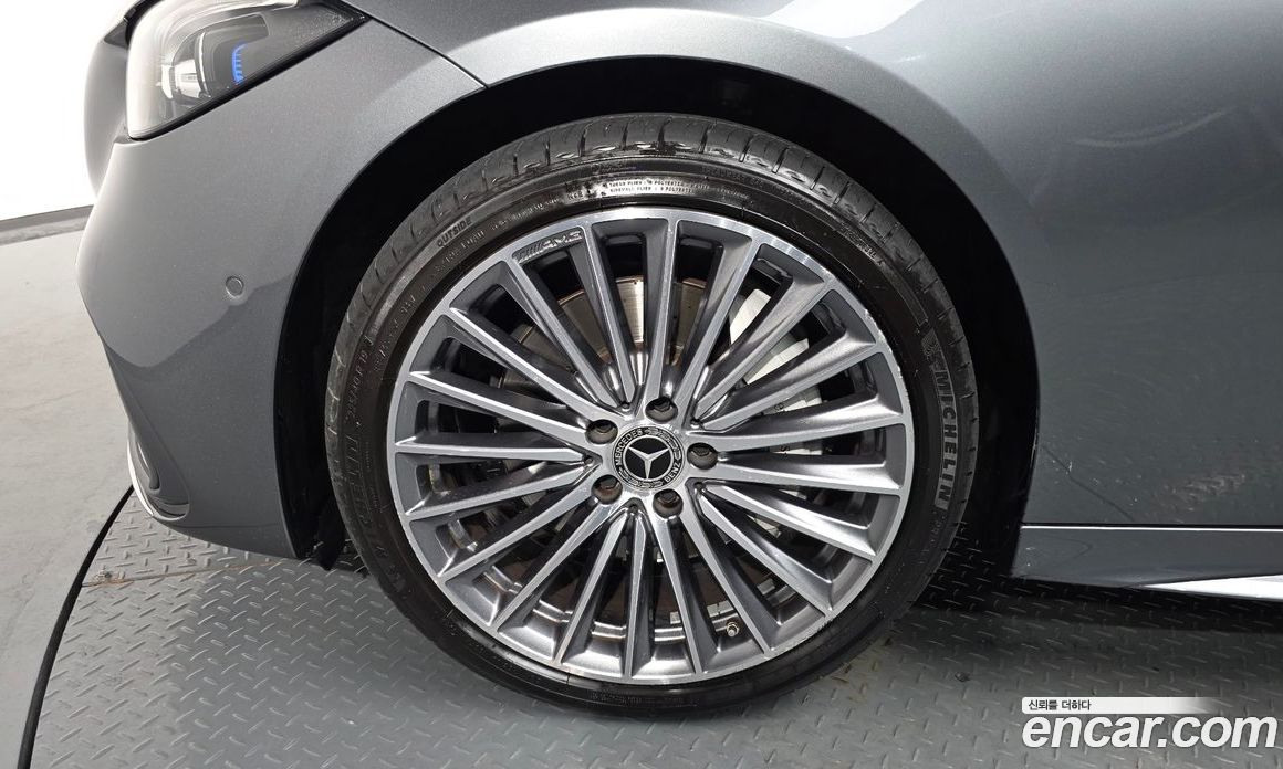 Mercedes Benz C-Class C300 AMG Line