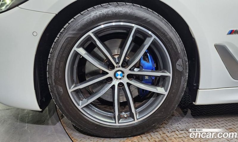 BMW 5-Series i520 M Sport