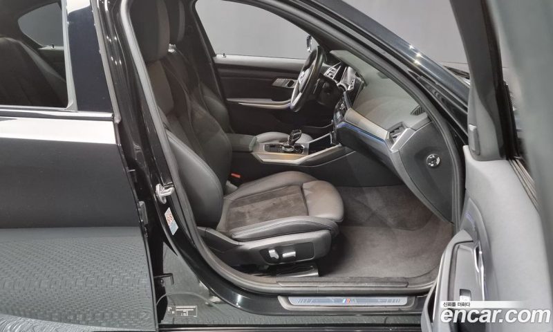 BMW 3-Series i320 M Sport